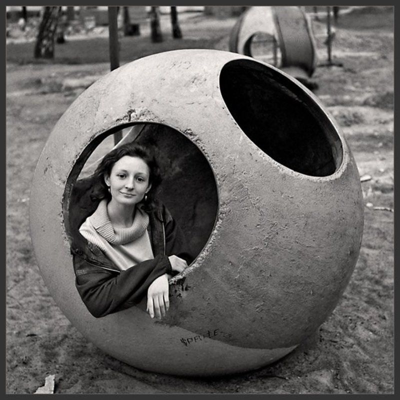 девушка, шар Девушка в Шареphoto preview