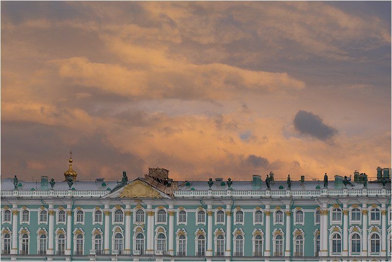 питер, эрмитаж, небо, осень, открыточка Небо над городомphoto preview