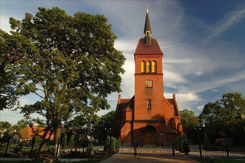 кирха, закат, зеленоградск балтийское небо Кирха св.Адальбертаphoto preview