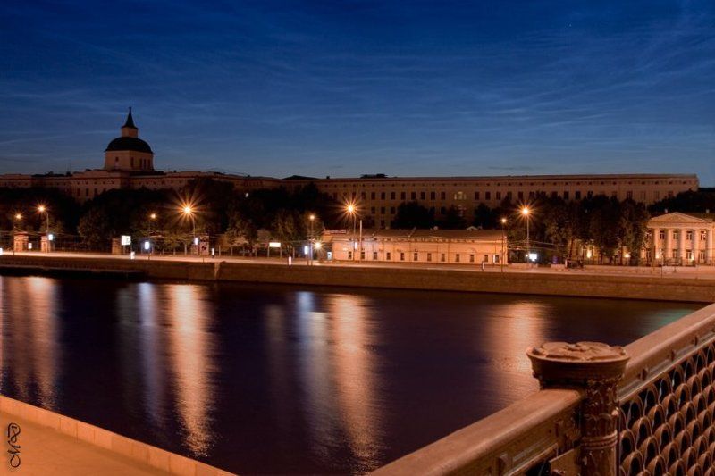 город, наступление ночи,москва-река,огни,лето,небо Остановить ночьphoto preview