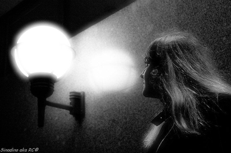 ночь, улица, девушка, фонарь ***photo preview