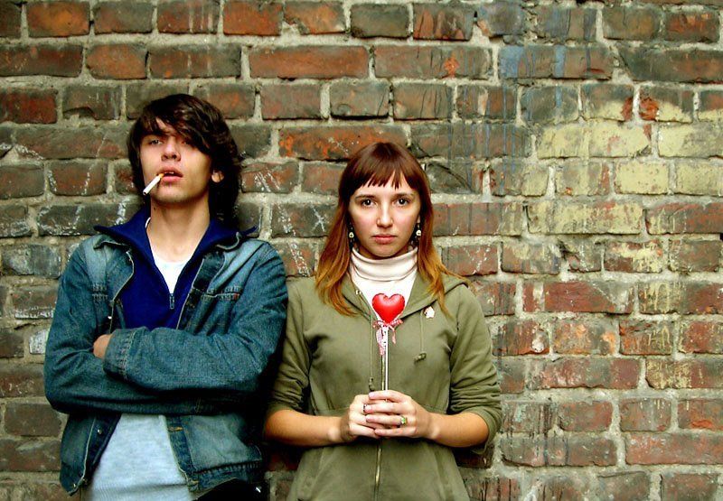 ваня, ира, сигарета, сердце все за и противphoto preview