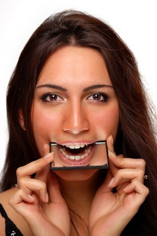 настя, девушка, студия, губы, зеркало А-а-ам!photo preview