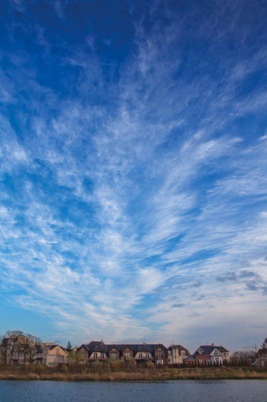 Деревушка на окраине небесphoto preview