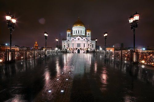 Храм воздыханья, храм печали — Убогий храм земли твоей....