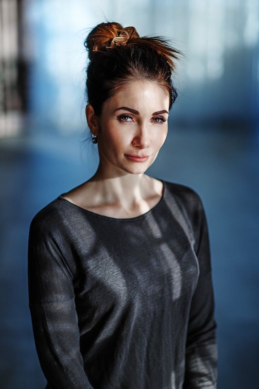 портрет девушка  photo preview