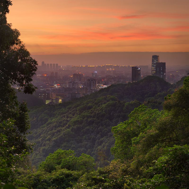 гуанчжоу, китай Вид на Гуанчжоу с горы Байюньphoto preview