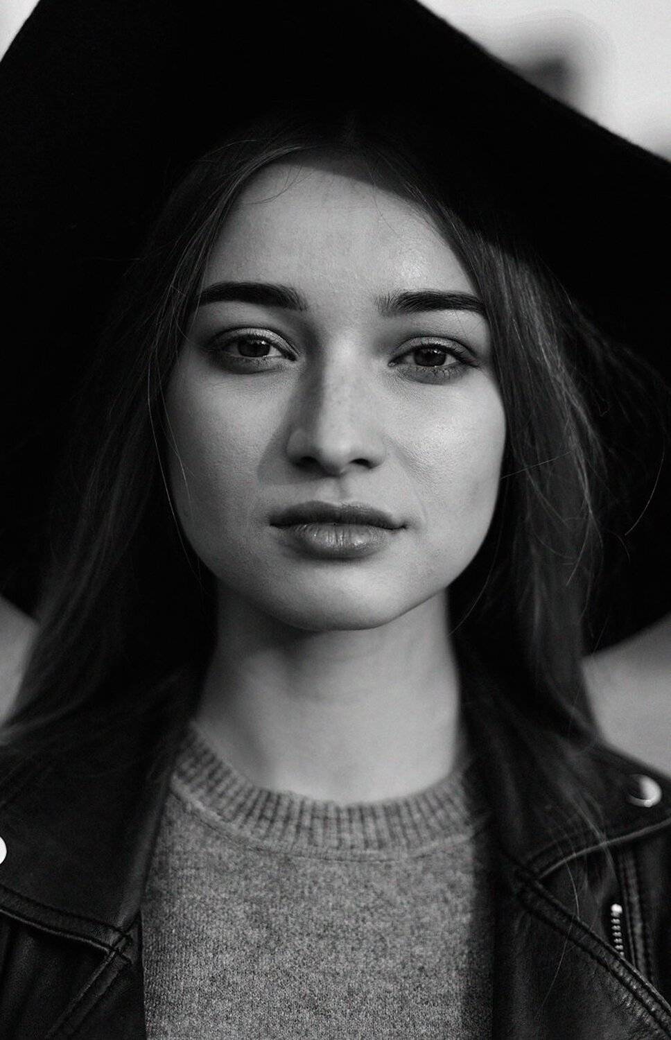 портрет девушка глаза чб, Павел Жигайлов