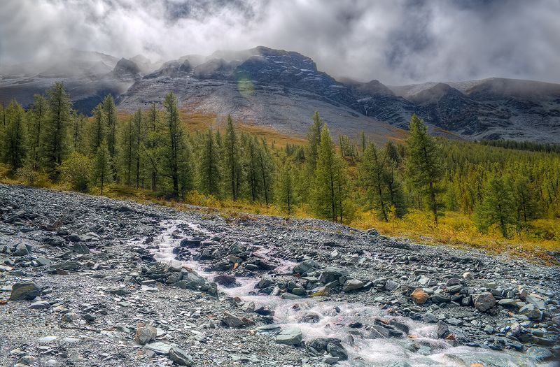 Холодное утро в долине Ярлуphoto preview