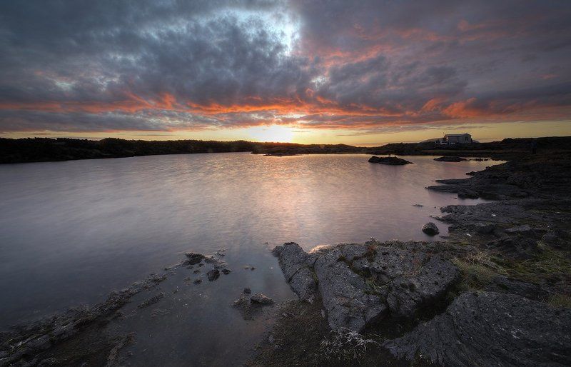 КРОВАВЫМ КОСТРОМ ДОГОРАЕТ ЭПОХА...photo preview