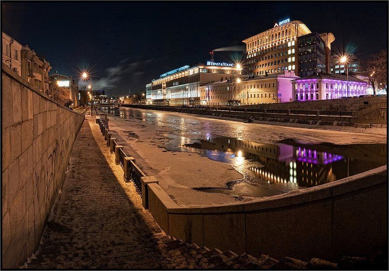 Московская Аврора. Ночные гулялки 2photo preview