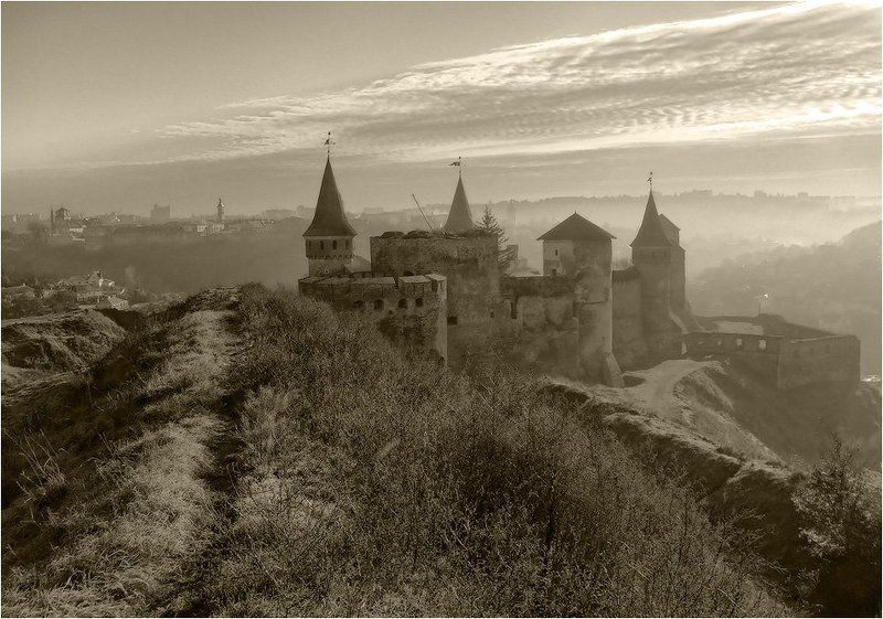 Старая крепостьphoto preview