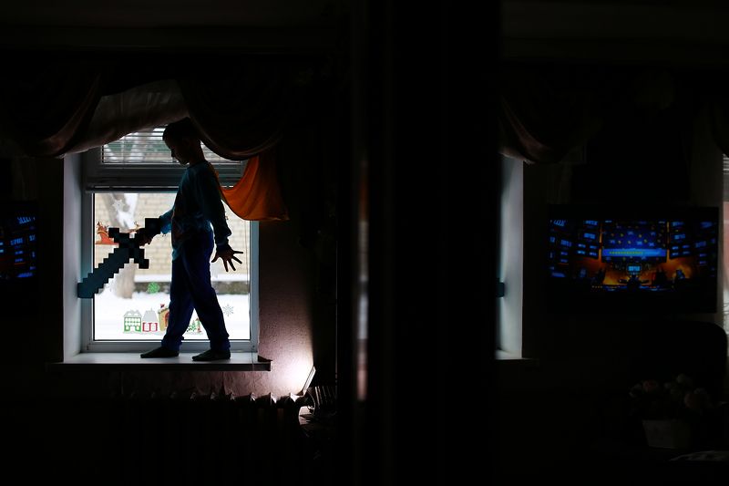 мальчик, контровой свет, детская фотография Время супергероевphoto preview