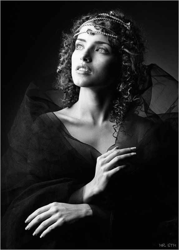 The thirteenthphoto preview