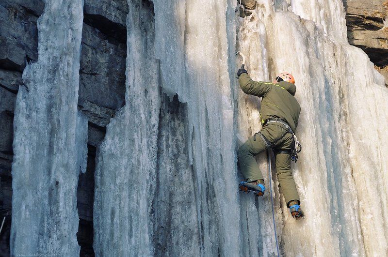 ледолазание, лёд, сосульки, владивосток, бухта, тихая, холод, собачий, ветер -22 C, ветер 12 м/сphoto preview