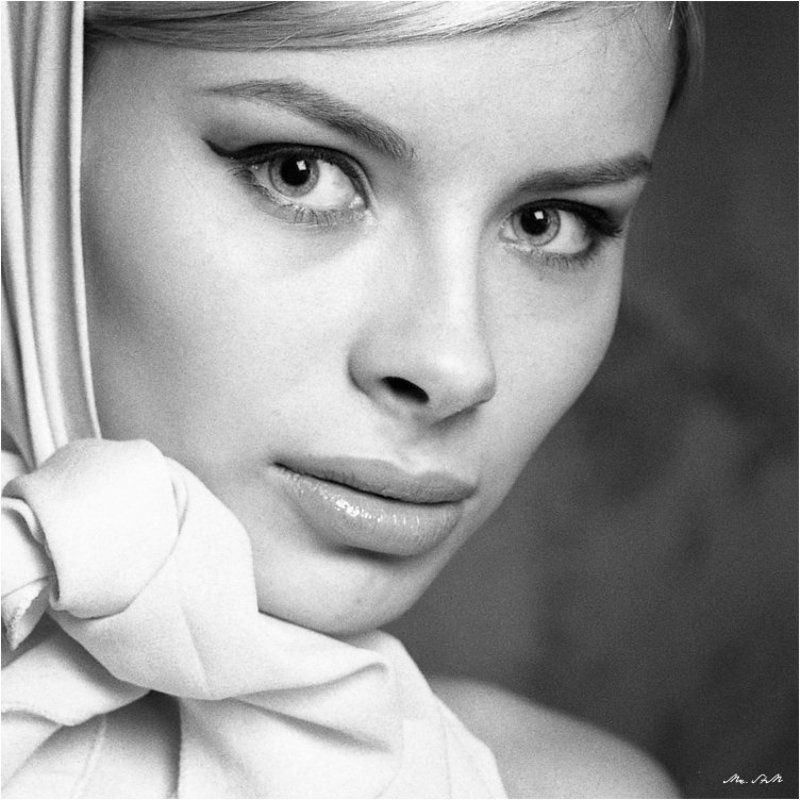 The fifteenthphoto preview