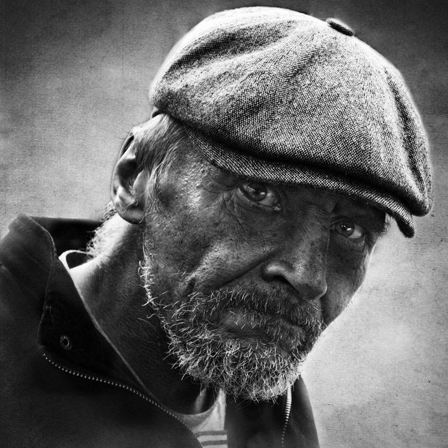 наклон на повороте. Автор: Юрий Калинин портрет, улица, город, люди, street photography, Юрий Калинин