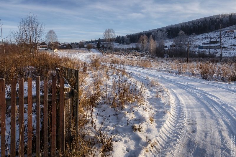 дорога, забор, зима, поселок, пудлинговый Пудлинговыйphoto preview