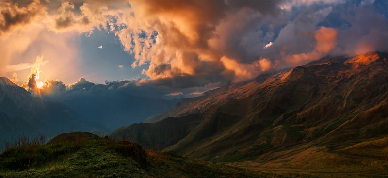 природа, пейзаж, кавказ, горы, весна, вечер, панорама, закат, солнце, небо, облака, свет ***photo preview