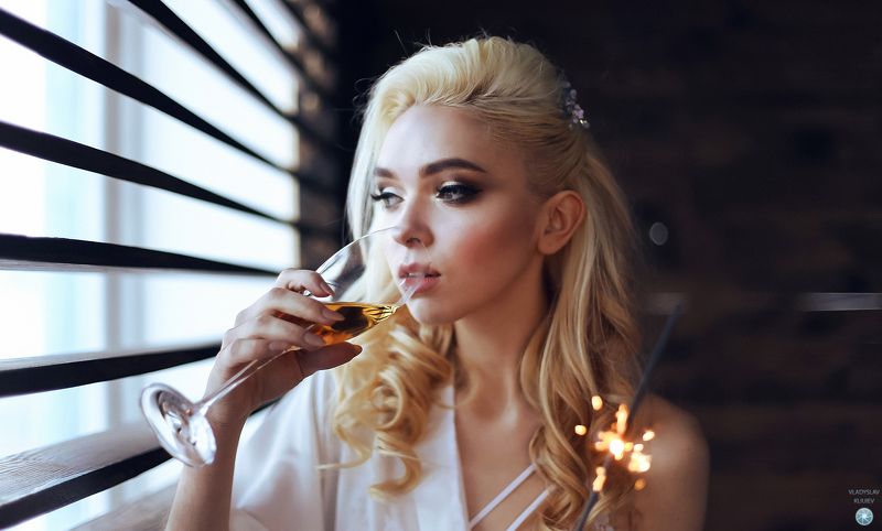 Bride morningphoto preview