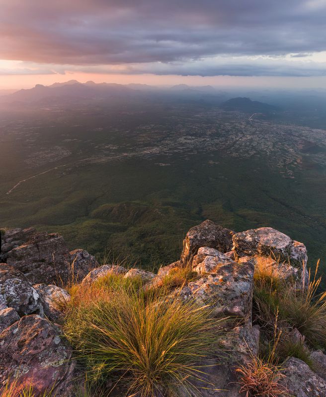 Tundavalaphoto preview