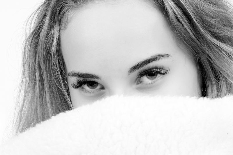 портрет, студия, девушка, взгляд, чб, bw, portrait, studio, высокий ключ, high key, eyes, глаза Взглядphoto preview