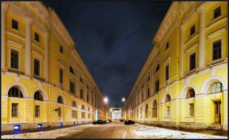 Улица Росси (для сторонников цвета)photo preview