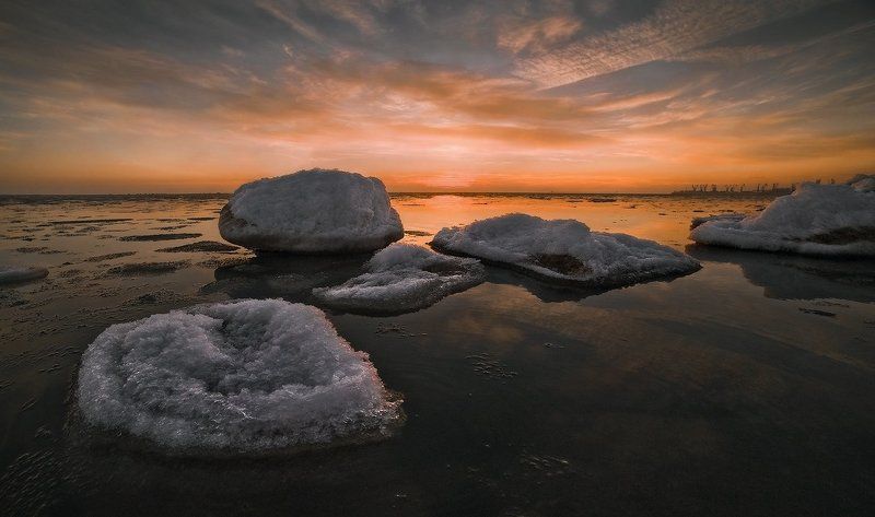 Дыхание весны Азовскойphoto preview