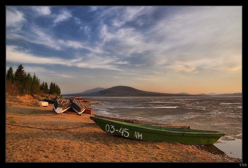 Майские лодочкиphoto preview