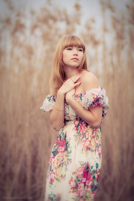 девушка, портрет, камыш, пленэр Виолеттаphoto preview