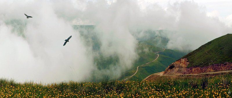 облака, горы, тызыльское ущелье, кбр photo preview