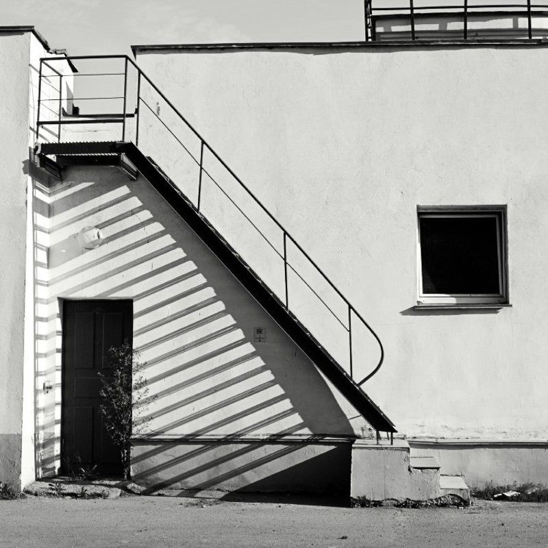 лестница, тень photo preview