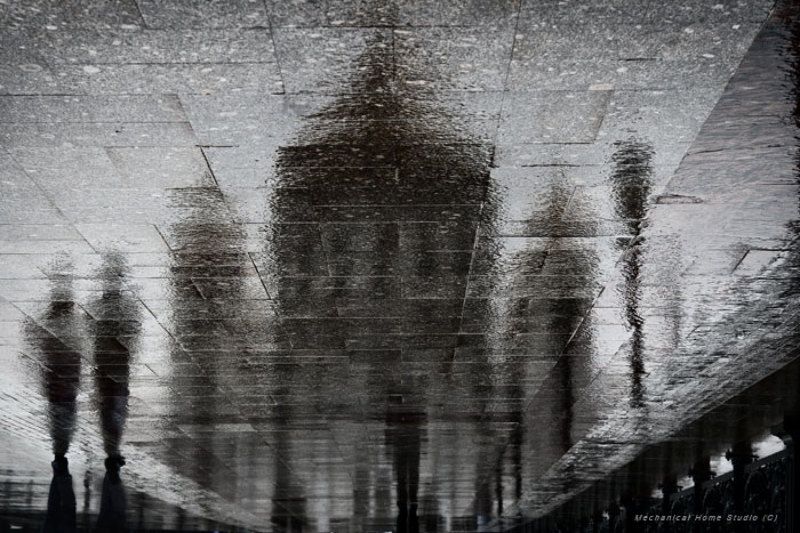 отражения чёрный вигвамphoto preview