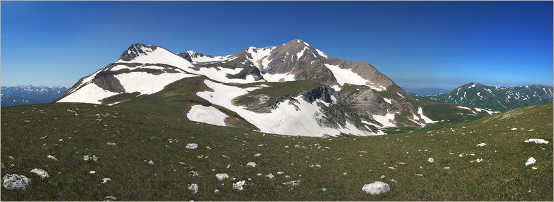 оштен, лаго-наки, кавказ. photo preview