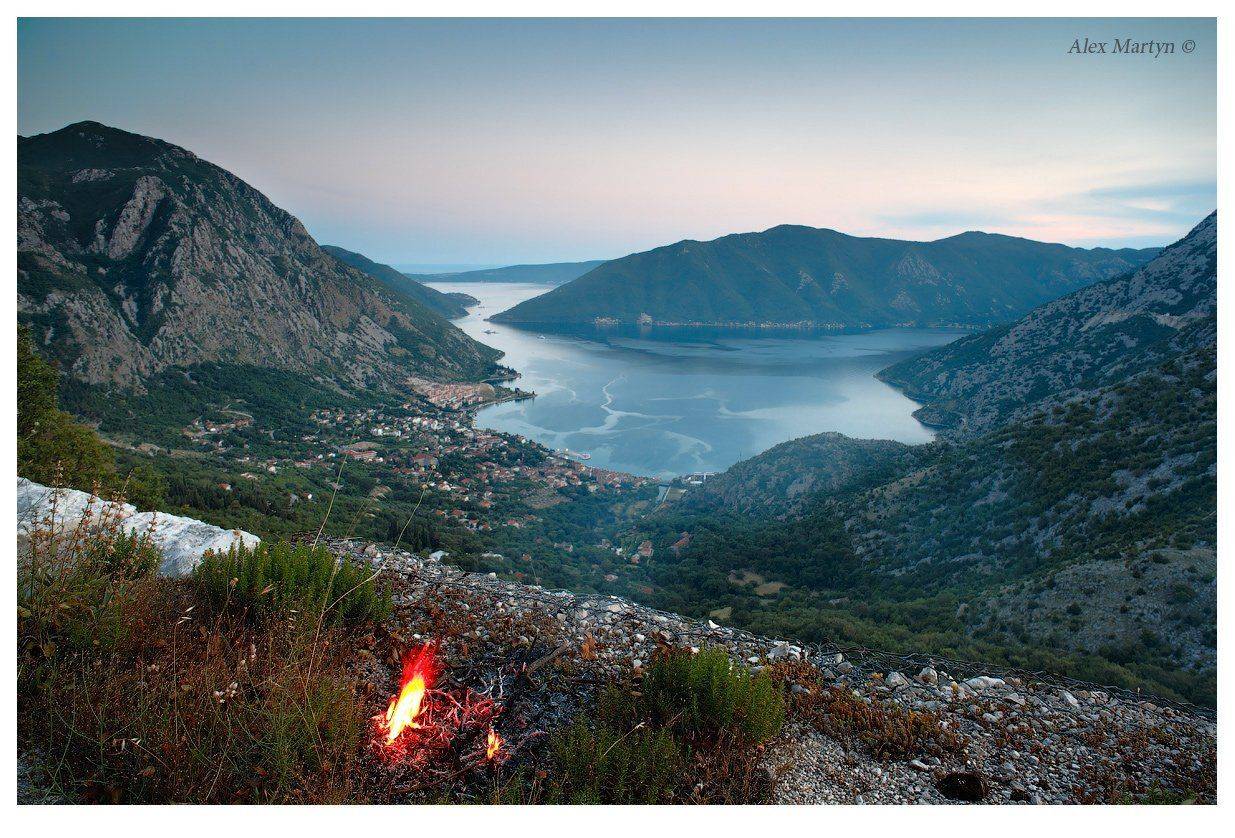 Автор: Alexander Martynov рисан, адриатика, черногория, море, закат, костер, Alexander Martynov