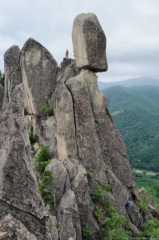 дракон, парк драконов, трэд, альпинизм, скалолазание, скалолаз, 2011, июль, лето, скала, скалы, гранит, останцы, река, тайга, восток, приморье, край, приморский, чистоводное Приключения крупным планомphoto preview