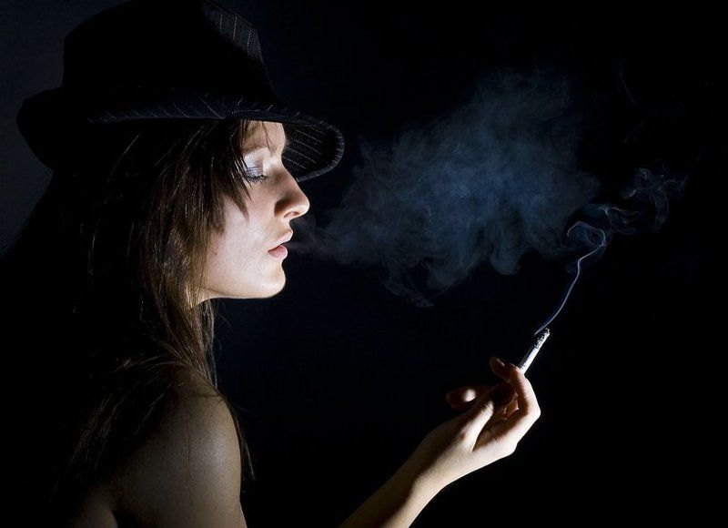 дым,девушка,сегорета Relaxphoto preview