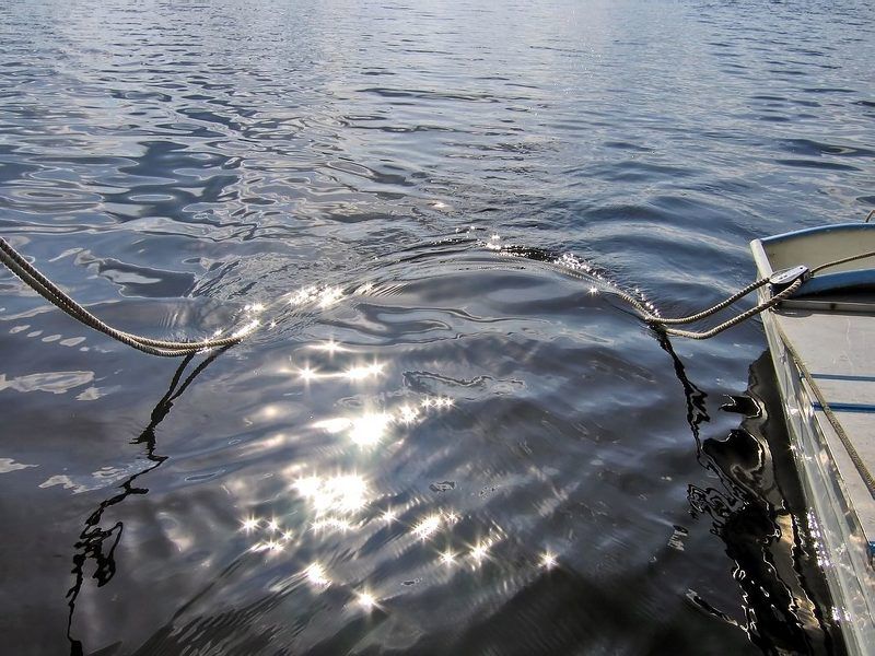 вода,солнце, искры Солнечная водаphoto preview