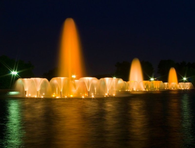 фонтаны, поклонка, вечер про фонтаныphoto preview