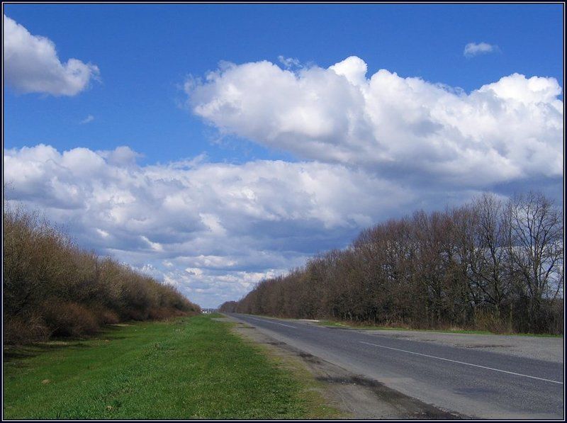 ранняя весна, украина, лубны, дорога, облака По дороге с облаками...photo preview