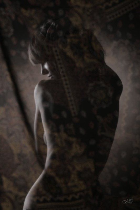 тишина,укрыться,ню, уют Укрытая тишинойphoto preview