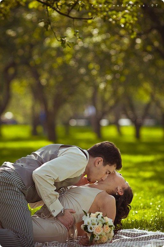 .anatomy of kiss p2photo preview