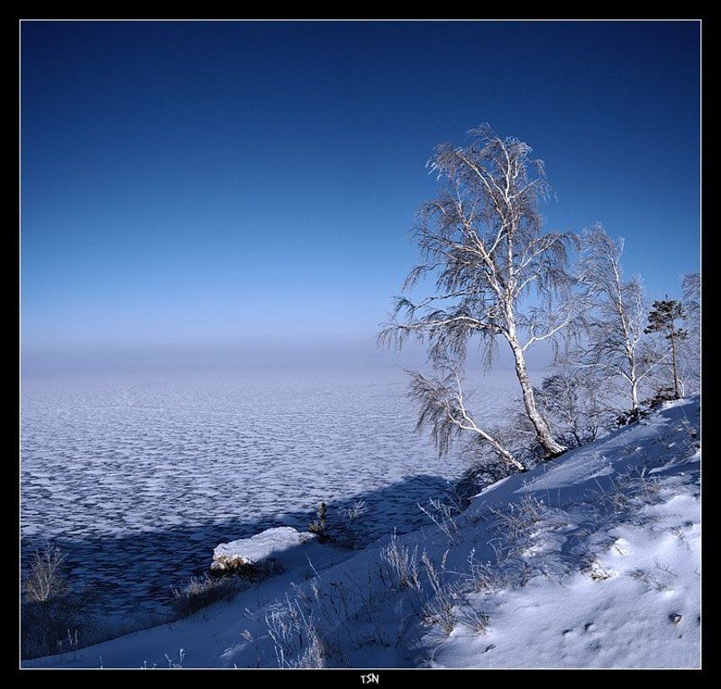 Над обрывомphoto preview