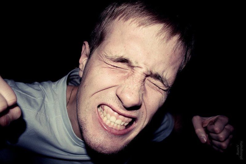 портрет .Emotionsphoto preview