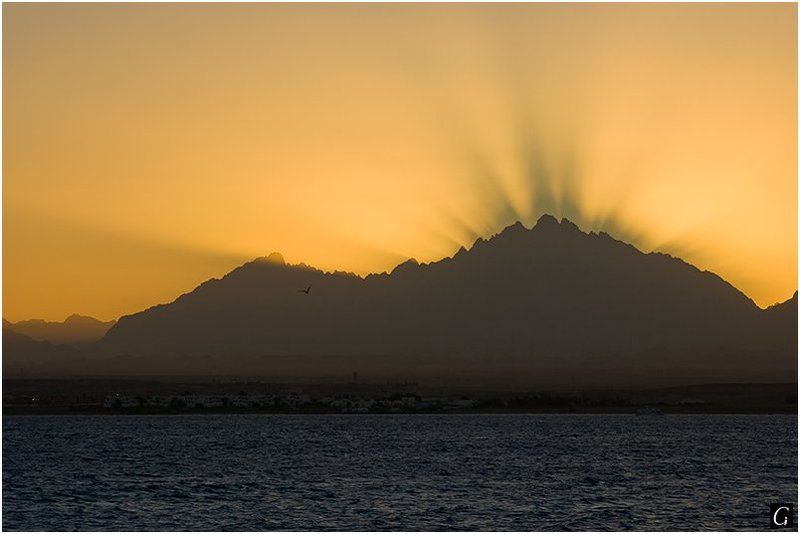 египет, хургада, закат, горы Финальный аккорд.photo preview