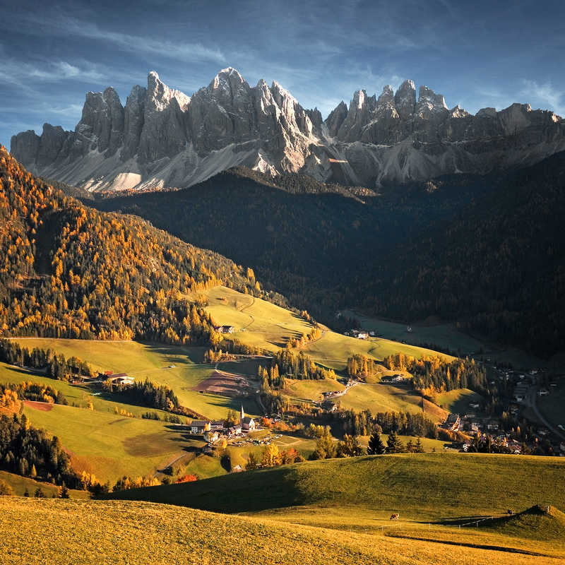 Dolomite Valleyphoto preview