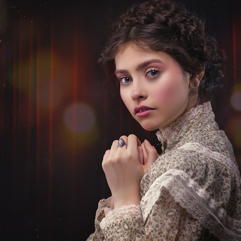 Портрет Девушкиphoto preview