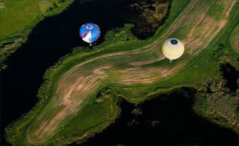 Хорош летать по свету с карамелькой за щекоюphoto preview