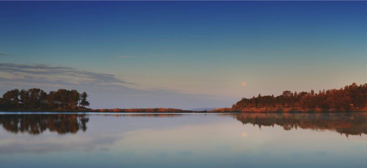 Большой Соловецкий остров, рассвет на филипповских садках// . Автор: Демид Волков #dervod #drevo #Соловки, Демид Волков