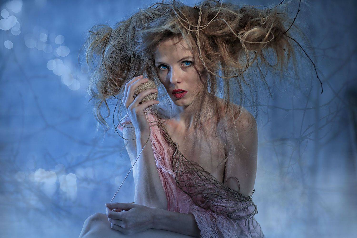 Нить Ариадны. Автор: Полин , Полин